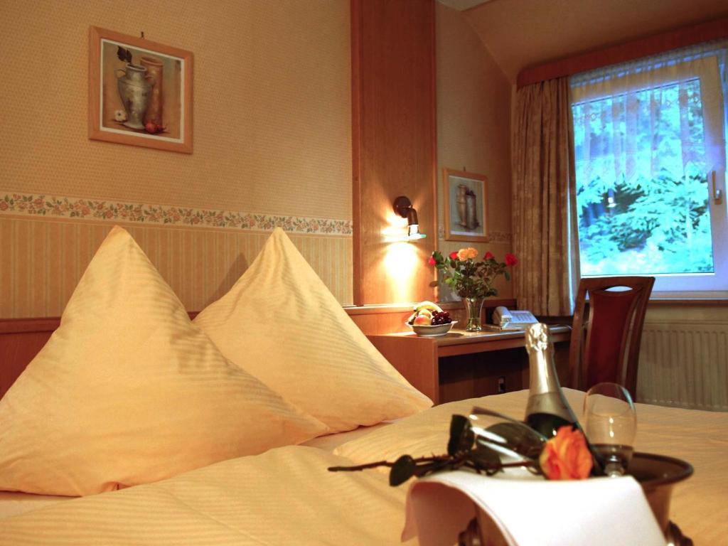 Hotel Weinschanke Rohdental Hessisch Oldendorf Szoba fotó