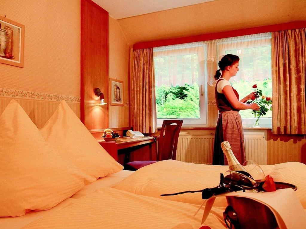 Hotel Weinschanke Rohdental Hessisch Oldendorf Szoba fotó